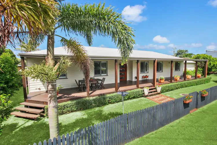17 Nicholls Street, Caloundra QLD 4551
