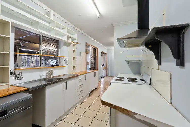 Third view of Homely house listing, 6 Dawson Way, Parmelia WA 6167