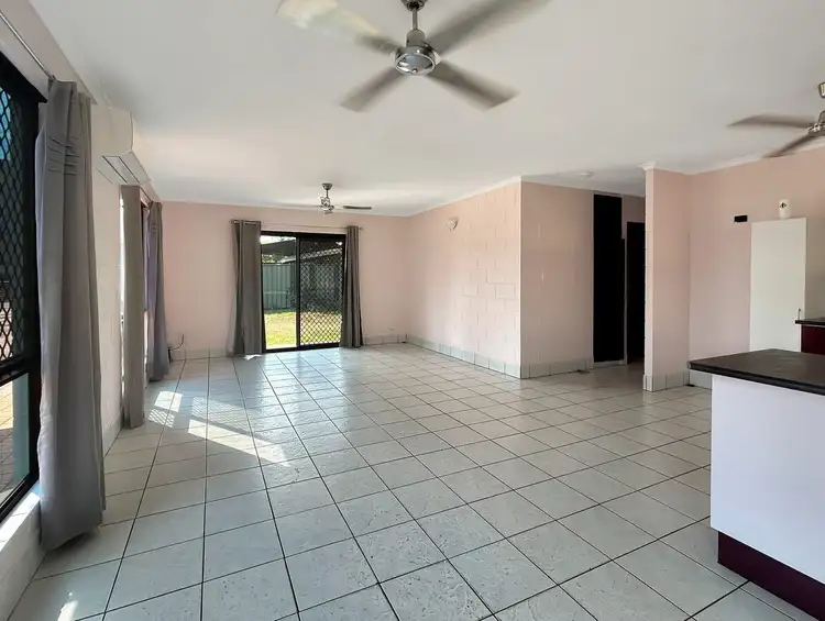 Sixth view of Homely house listing, 10 Muckaninnie Court, Moulden NT 830