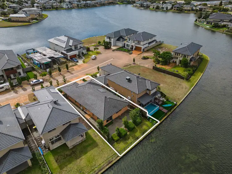 Fifth view of Homely house listing, 36 Rhode Island Close, Sanctuary Lakes VIC 3030