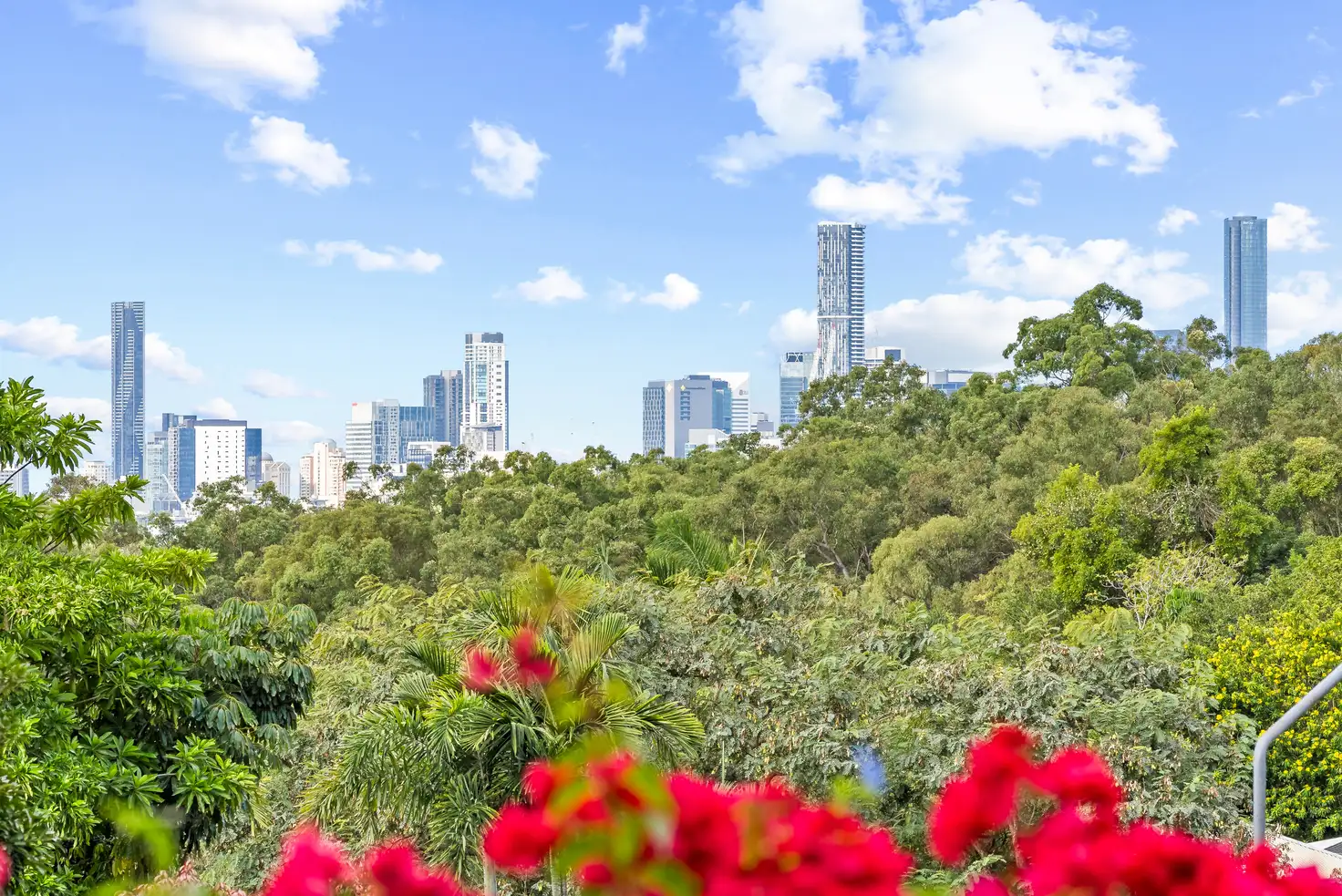Main view of Homely apartment listing, 2/32 Tipuana Place, Bardon QLD 4065