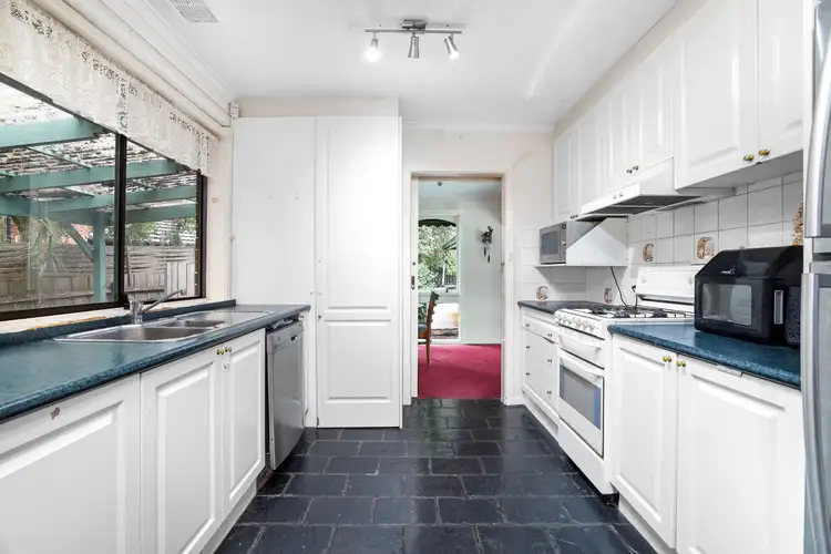 Fifth view of Homely house listing, 7 Faversham Square, Ferntree Gully VIC 3156