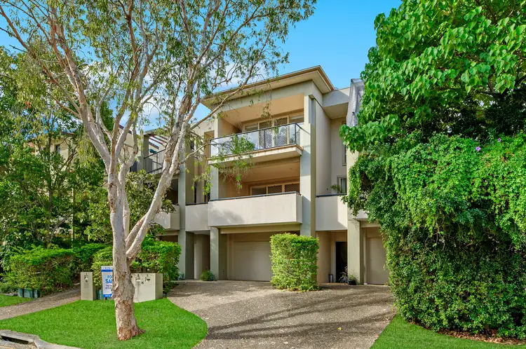 2/16 Mulgrave Crescent, Varsity Lakes QLD 4227