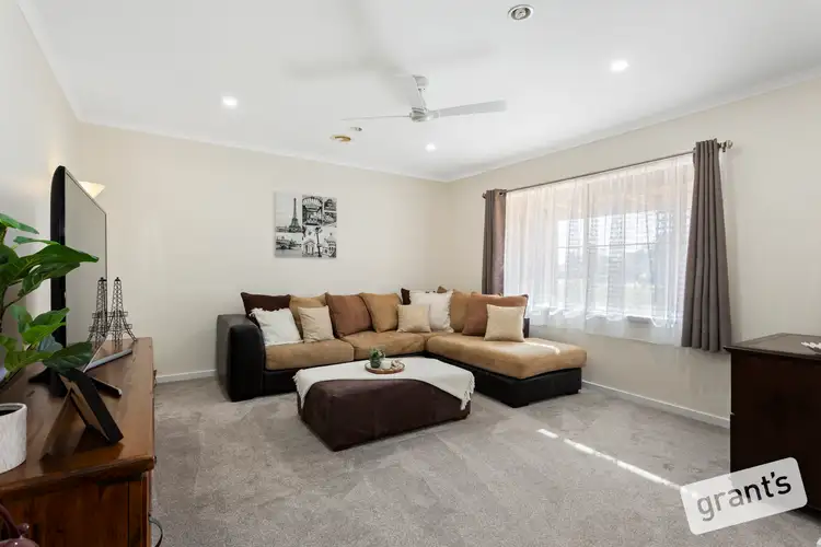 Second view of Homely house listing, 3 Alkira Court, Narre Warren South VIC 3805