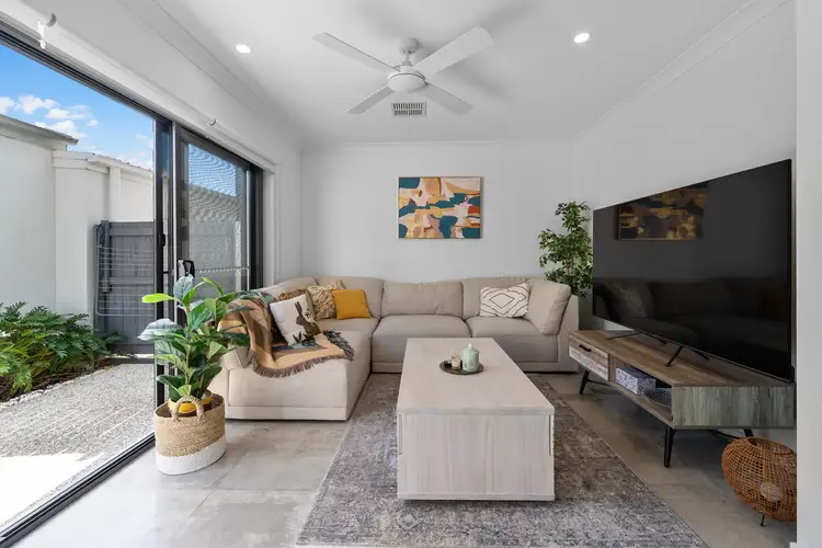 Third view of Homely townhouse listing, 22/2 Vale Avenue, Arundel QLD 4214
