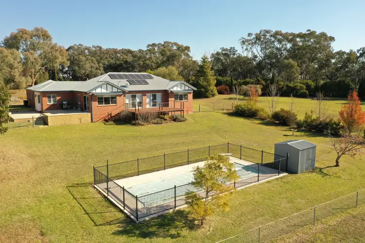 63 Normans Road, Young NSW 2594