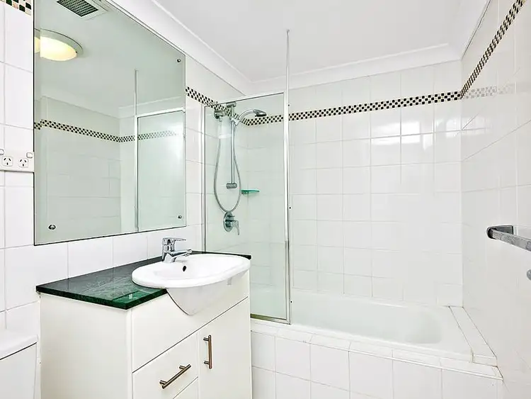 Fifth view of Homely unit listing, 11/36 Hilly St, Mortlake NSW 2137