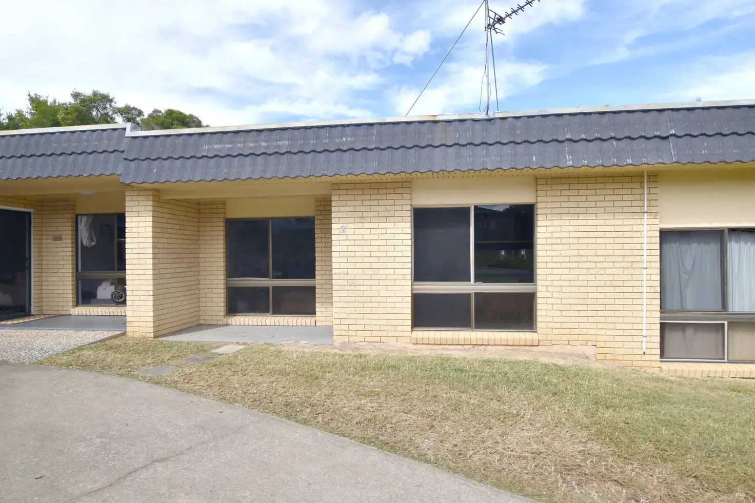 Main view of Homely unit listing, 2/24 Tyson Crescent, Tannum Sands QLD 4680