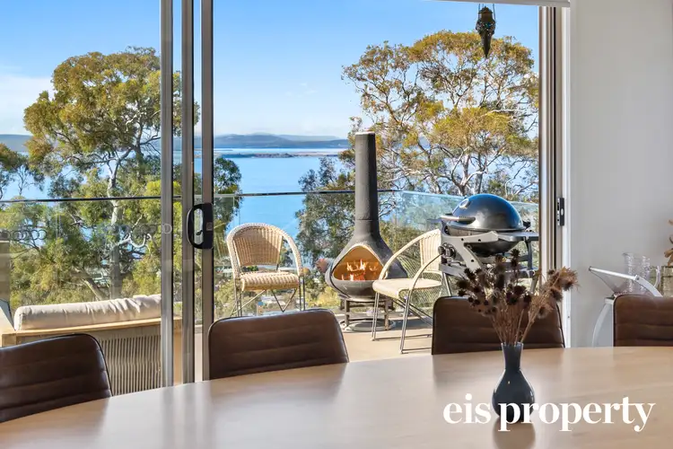 48 Coolamon Road, Taroona TAS 7053