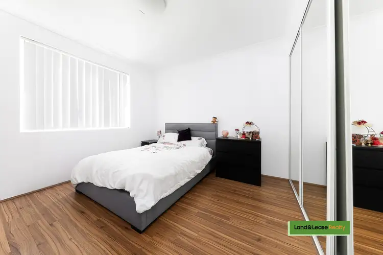 Fourth view of Homely apartment listing, 32/2 Civic Ave, Pendle Hill NSW 2145