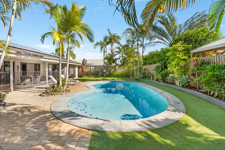 19 McCleary Street, Sorrento QLD 4217