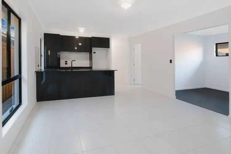 73 Foreshore Street, Coomera QLD 4209