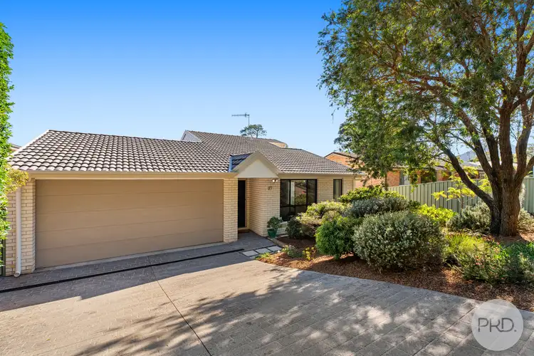 37 Ocean Beach Road, Shoal Bay NSW 2315