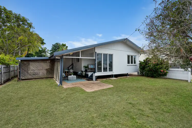 5 Sixth Street, South Townsville QLD 4810