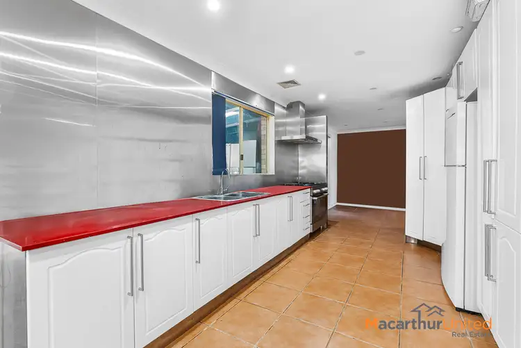 36 Diamontina Avenue, Kearns NSW 2558