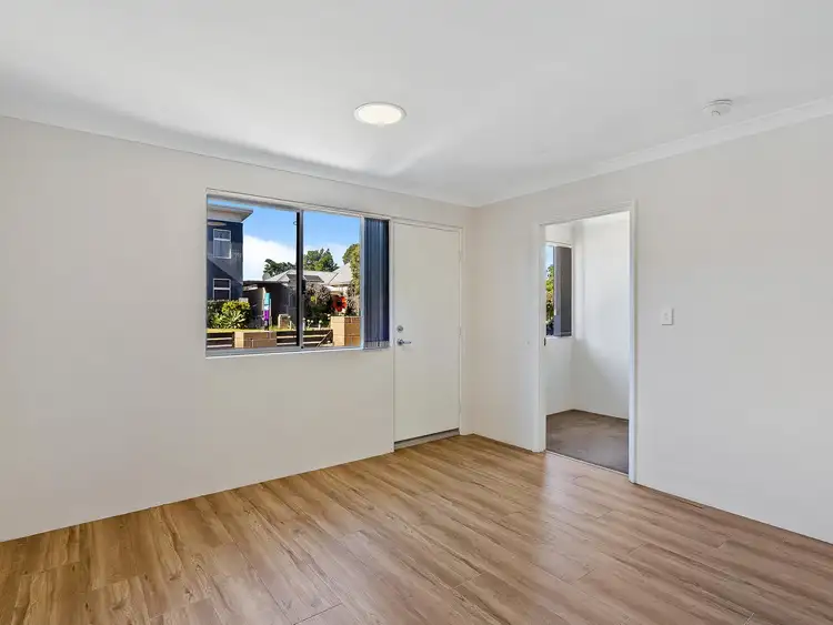 Fourth view of Homely unit listing, 2/90 Cooper Street, Mandurah WA 6210