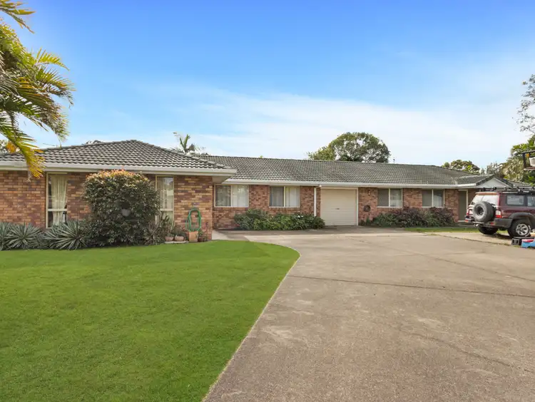 Main view of Homely semi-detached listing, 9 Forest Close, Kawungan QLD 4655