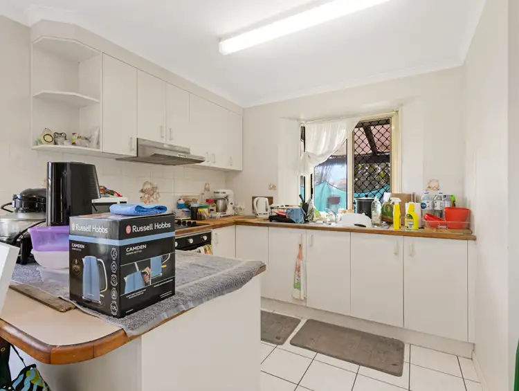 Fifth view of Homely semi-detached listing, 9 Forest Close, Kawungan QLD 4655
