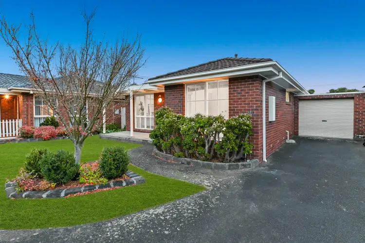 Main view of Homely unit listing, 2/4 Acacia Grove, Glen Waverley VIC 3150
