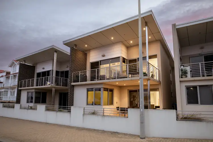 2/1A The Esplanade, Esperance WA 6450
