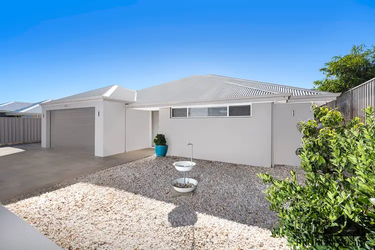 15 Angler Parade, Drummond Cove WA 6532