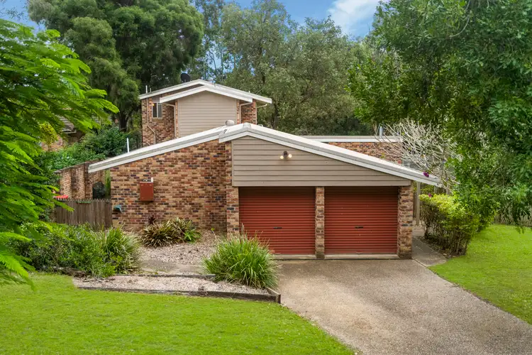 180 College Road, Karana Downs QLD 4306
