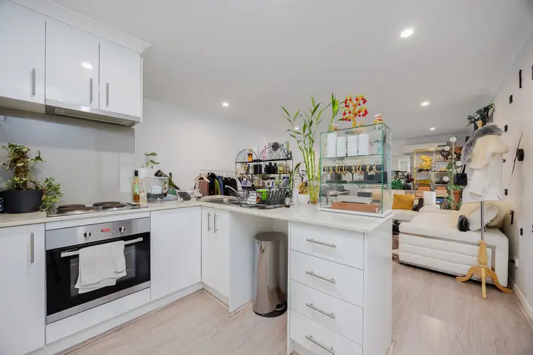Fourth view of Homely apartment listing, 9/5 Parkview Parade, Redcliffe WA 6104