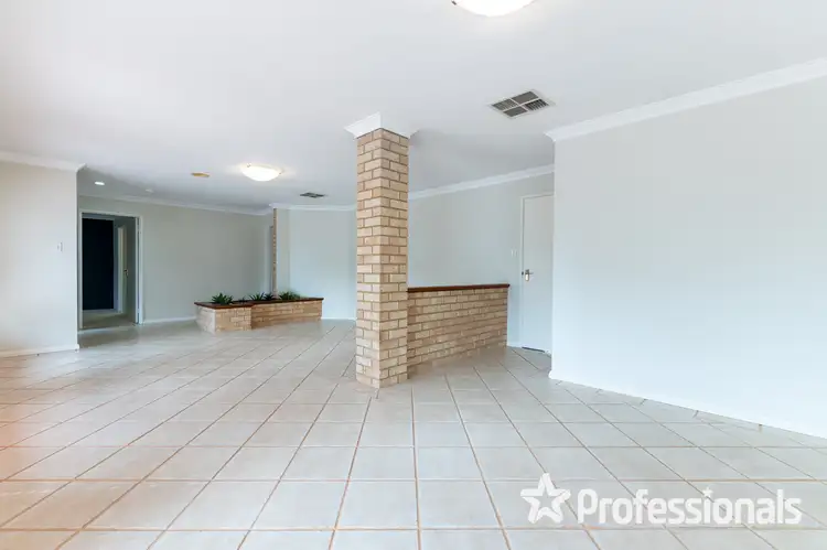 Sixth view of Homely house listing, 3 Hudson Court, Beechboro WA 6063
