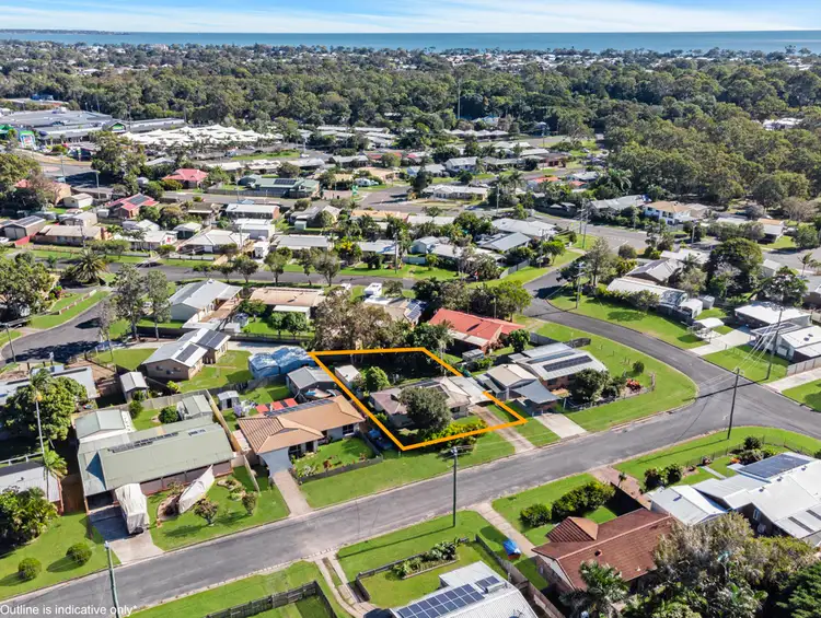 Second view of Homely house listing, 5 Howlett Street, Urangan QLD 4655