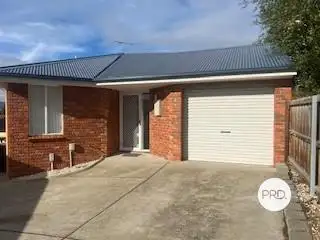 2/13 govett  rise, Austins Ferry TAS 7011