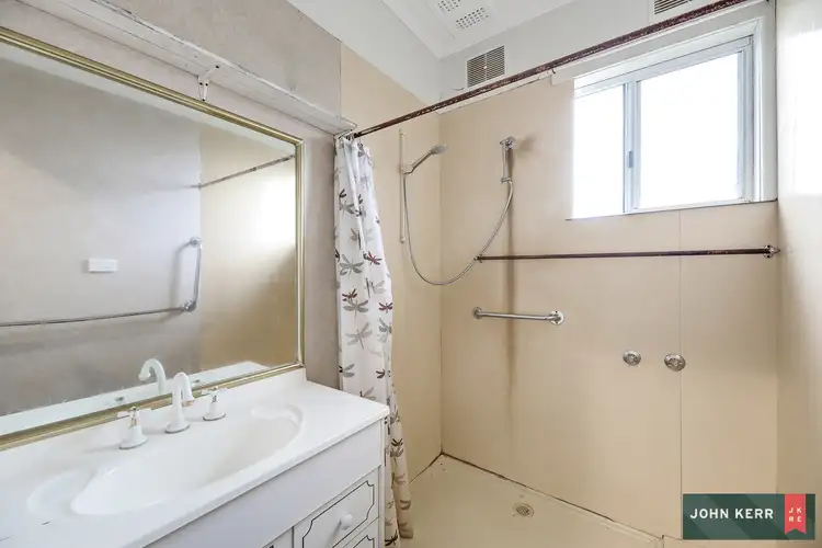 Fifth view of Homely house listing, 6 Lincoln Street, Moe VIC 3825