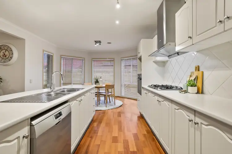 Sixth view of Homely house listing, 2 Canterbury Close, Rowville VIC 3178
