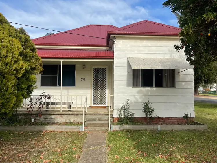 24 Gordon Street, Young NSW 2594