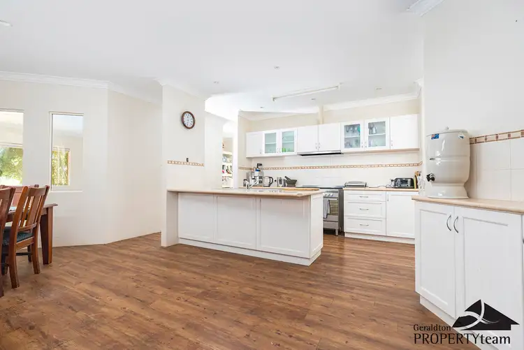 Sixth view of Homely house listing, 5 Premier Circle, Dongara WA 6525