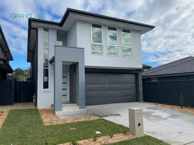 17E Muir Road