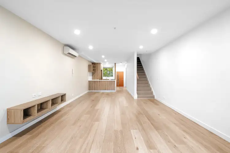 Second view of Homely house listing, 10 Serle Lane, Hawthorn VIC 3122