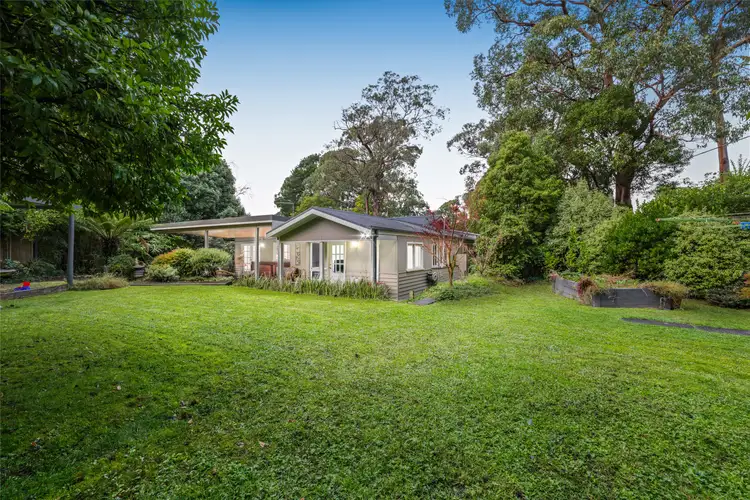 98-100 Alexander Avenue, Upwey VIC 3158