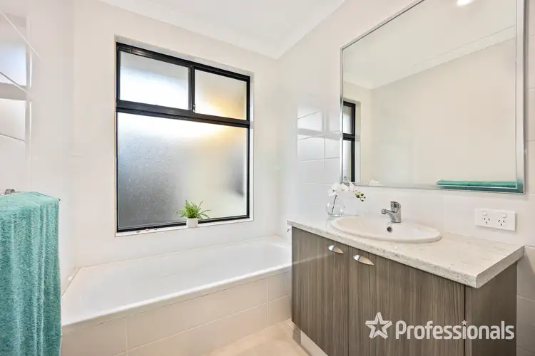 Sixth view of Homely house listing, 27 Alverda Parade, Aveley WA 6069