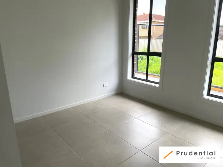Fifth view of Homely unit listing, 37A Owen Stanley Road, Glenfield NSW 2167