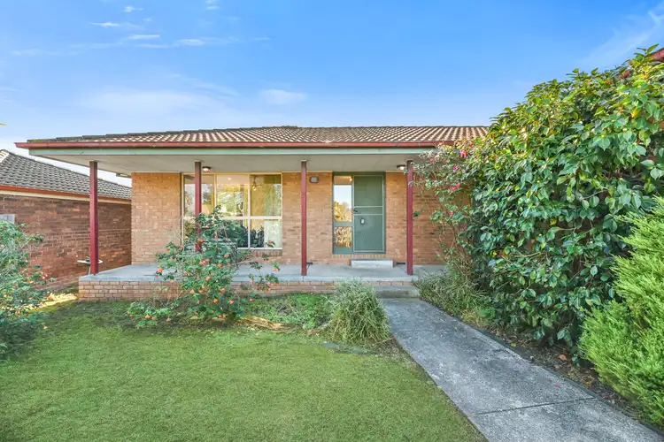 Second view of Homely house listing, 8 Pamela Court, Narre Warren VIC 3805