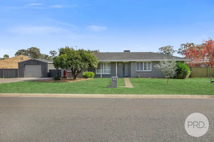 4 Lawson Place, Tamworth NSW 2340