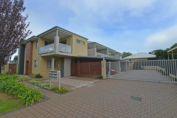 7/3 Packham Road, Hamilton Hill WA 6163