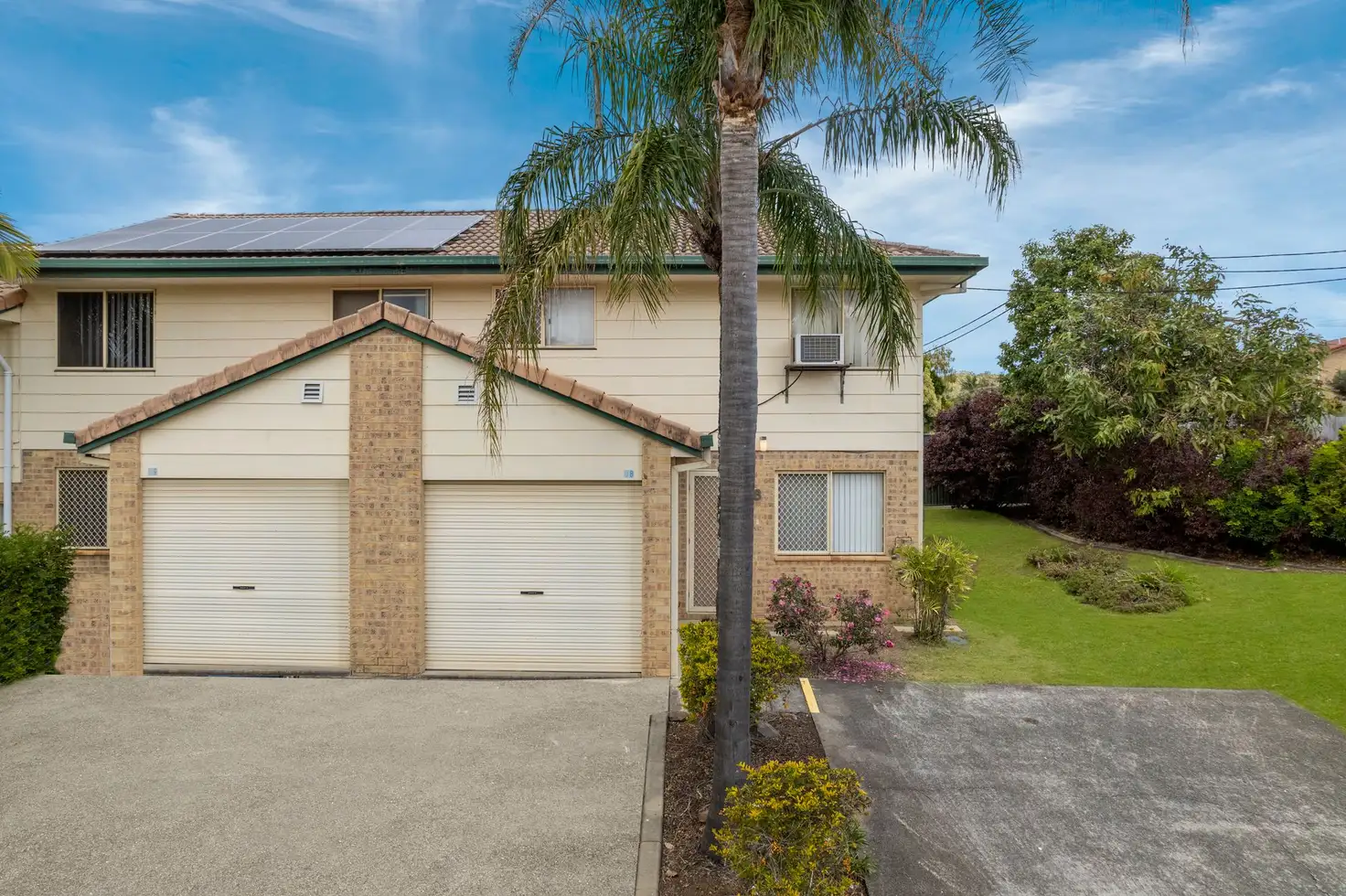 Main view of Homely townhouse listing, 8/7-9 PENDLEBURY COURT, Edens Landing QLD 4207