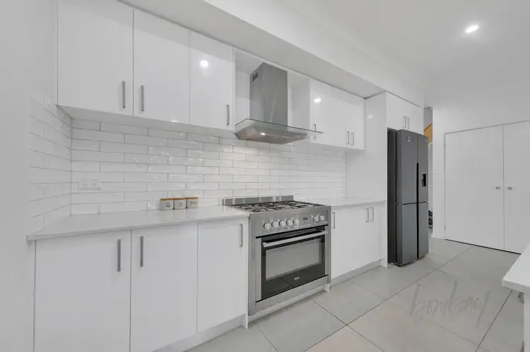 Second view of Homely house listing, 13/3A Chenin Street, Wollert VIC 3750