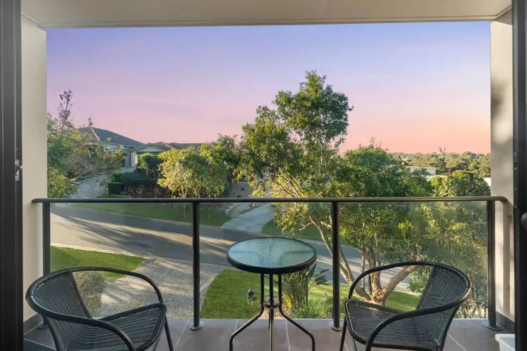 Sixth view of Homely semi-detached listing, 4 Carmen Court, Oxenford QLD 4210