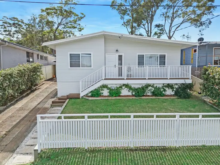 29 Elaine Avenue, Berkeley Vale NSW 2261