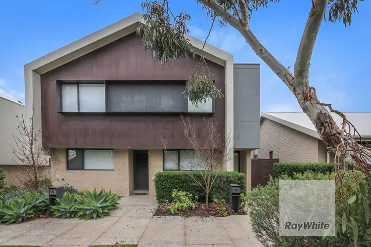 4 Mezzo Walk, Greenvale VIC 3059