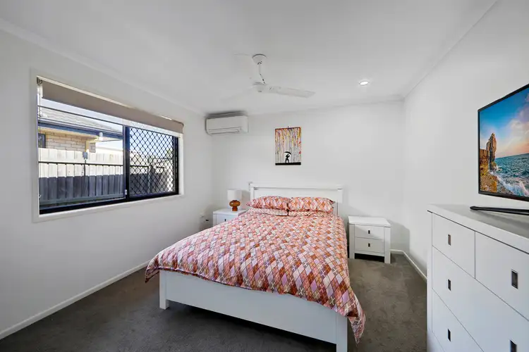 Sixth view of Homely unit listing, 2/10 Cauchi Court, Avoca QLD 4670