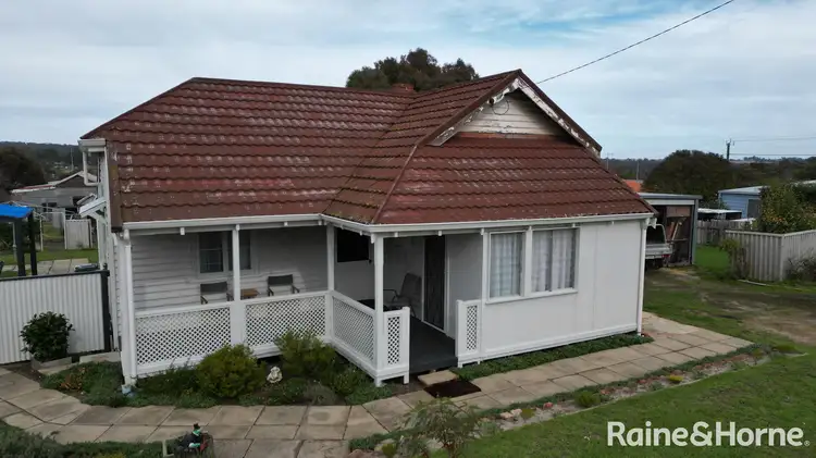 12 McLeod Street, Kojonup WA 6395