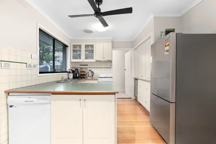 Sixth view of Homely house listing, 2 Fuchsia Street, Ferntree Gully VIC 3156